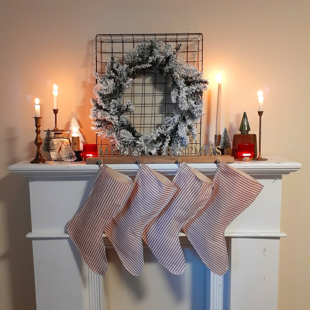Cream & Red Ticked Striped Reversible Stocking
